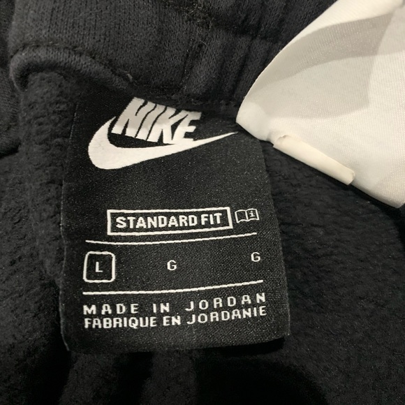 Nike Sweatpants - Picture 3 of 3